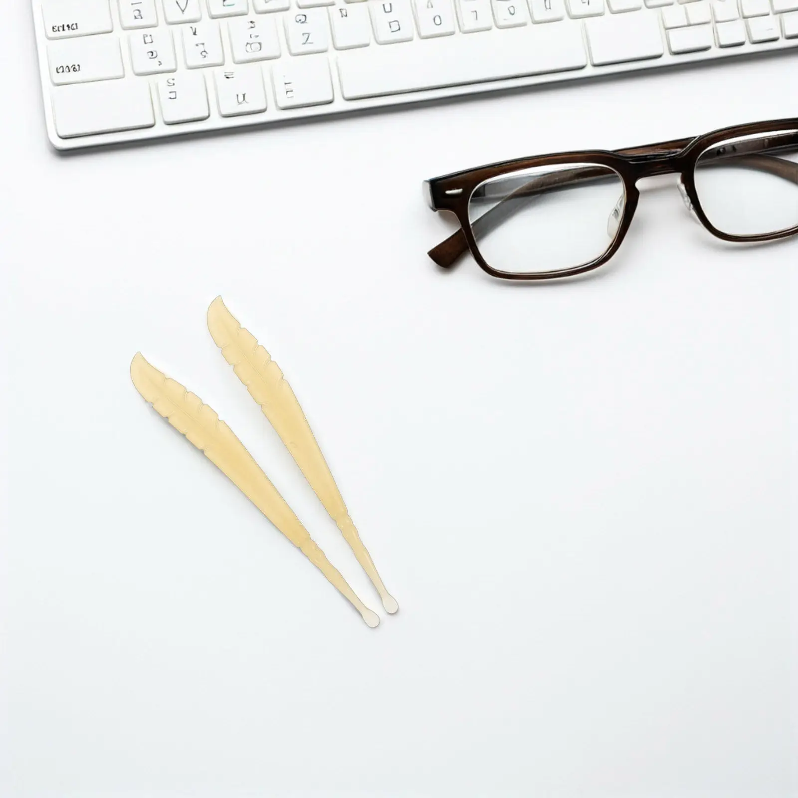 2Pcs Earwax Cleaning Tools Soft Ear Spoon Gentle Ear Care Utensils Portable for Adults Home Travel Office Earwax Remover
2Pcs Earwax Cleaning Tools Soft Ear Spoon Gentle Ear Care Utensils Portable for Adults Home Travel Office Earwax Remover