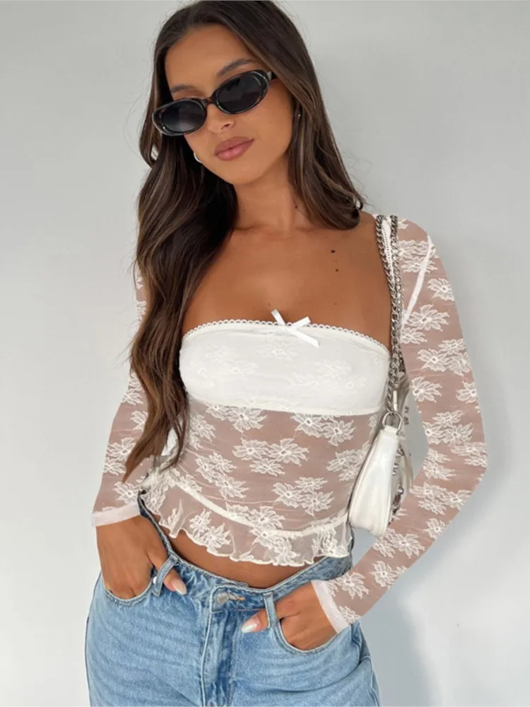 Women Lace Patchwork Sexy Top Fashion Square Collar Knit Y2k Flower See Through Lace Hollow Out Solid Color Chest Wrap Slim Tops
Women Lace Patchwork Sexy Top Fashion Square Collar Knit Y2k Flower See Through Lace Hollow Out Solid Color Chest Wrap Slim Tops