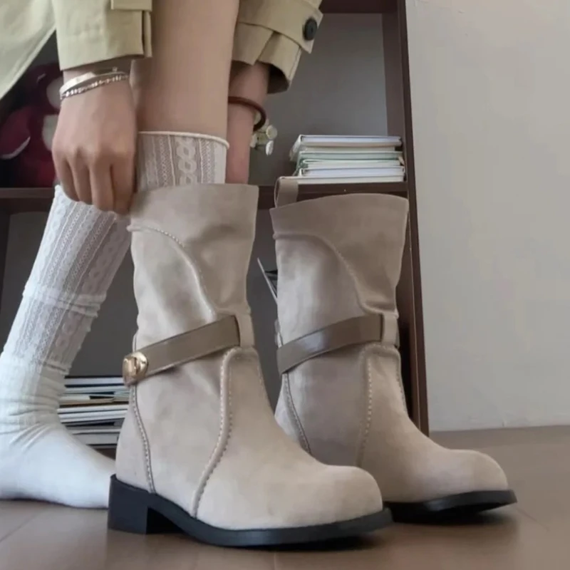 Ankle Boots for Women Winter New Heeled Shoes Designer 2025 Fashion Trend Chunky Shoes Casual Chelsea Pumps Woman Botas Zapatos
Ankle Boots for Women Winter New Heeled Shoes Designer 2025 Fashion Trend Chunky Shoes Casual Chelsea Pumps Woman Botas Zapatos