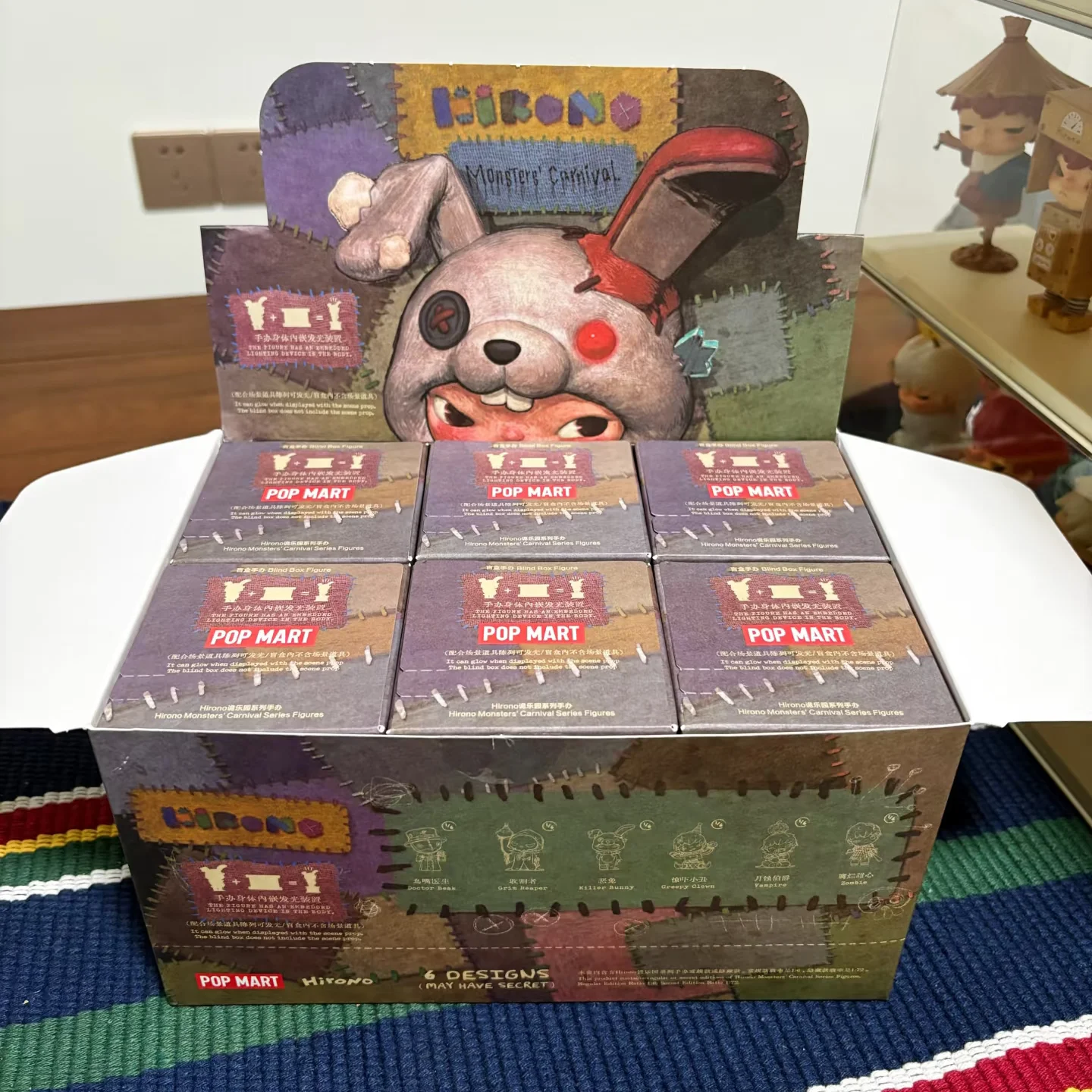 Оригинальная серия Hirono Monsters' Carnival: коллекционная фигурка-сюрприз для девочек, модная кукла, настольное украшение, игрушка-подарок для фанатов
Оригинальная серия Hirono Monsters' Carnival: коллекционная фигурка-сюрприз для девочек, модная кукла, настольное украшение, игрушка-подарок для фанатов