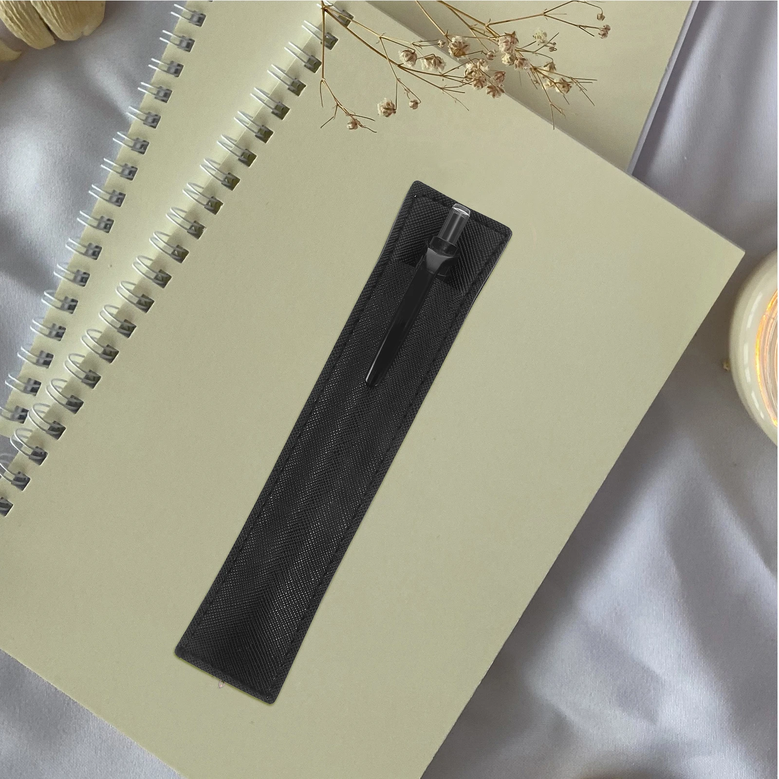 12Pcs Pen Sleeve Pouch Single Holder for Fountain Ballpoint Pen Protective Cover Case for Office College Daily Writing
12Pcs Pen Sleeve Pouch Single Holder for Fountain Ballpoint Pen Protective Cover Case for Office College Daily Writing