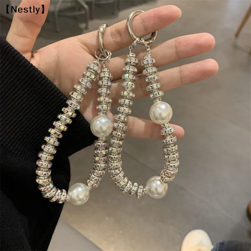 Luxury Rhinestone Pearl Mobile Phone Lanyard High-end Phone Case Lanyard Universal Versatile Mobile Phone Anti-loss Chain〔Nest〕
Luxury Rhinestone Pearl Mobile Phone Lanyard High-end Phone Case Lanyard Universal Versatile Mobile Phone Anti-loss Chain〔Nest〕
