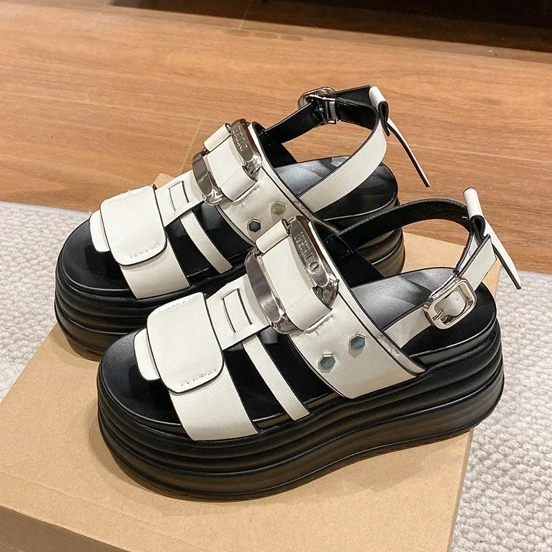 High Platform Sandals Women New 2024 Summer Breathable 8CM High Heels Ladies Leather Sneakers Chunky Slippers Sandalias Mujer
High Platform Sandals Women New 2024 Summer Breathable 8CM High Heels Ladies Leather Sneakers Chunky Slippers Sandalias Mujer