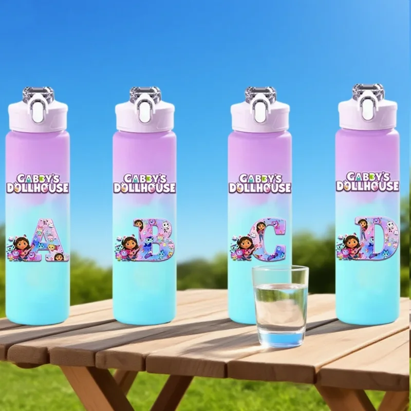 750 мл кукольный домик Габби, чашка для воды, милые бутылки для напитков с градиентом и буквой A-Z для девочек, уличная портативная пластиковая большая спортивная посуда для напитков, подарок
750 мл кукольный домик Габби, чашка для воды, милые бутылки для напитков с градиентом и буквой A-Z для девочек, уличная портативная пластиковая большая спортивная посуда для напитков, подарок