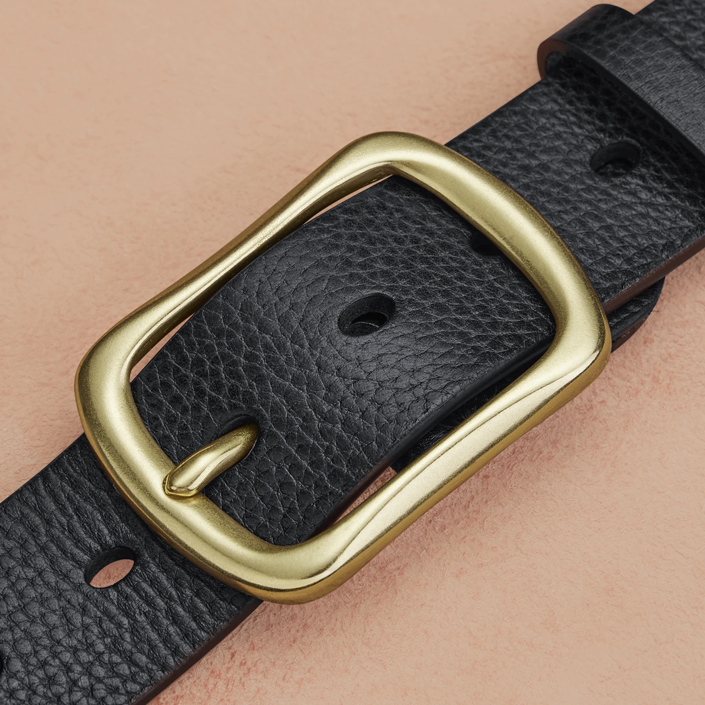 Men's leather high-end belt, needle buckle fashion belt, copper buckle casual pants belt
Men's leather high-end belt, needle buckle fashion belt, copper buckle casual pants belt