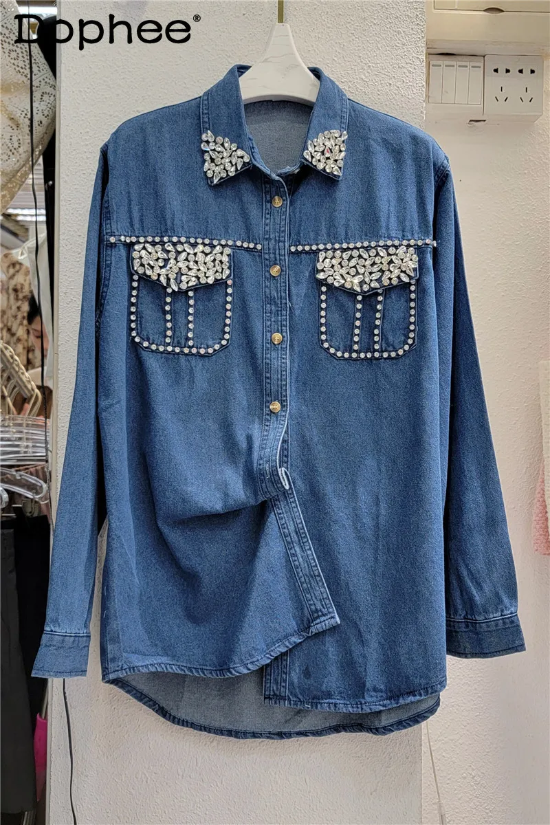 New Arrival Korean Polo Collar Single-Breasted Denim Shirt Heavy Industry Rhinestone Looose Long Sleeve Jean Blouse Fall Clothes
New Arrival Korean Polo Collar Single-Breasted Denim Shirt Heavy Industry Rhinestone Looose Long Sleeve Jean Blouse Fall Clothes