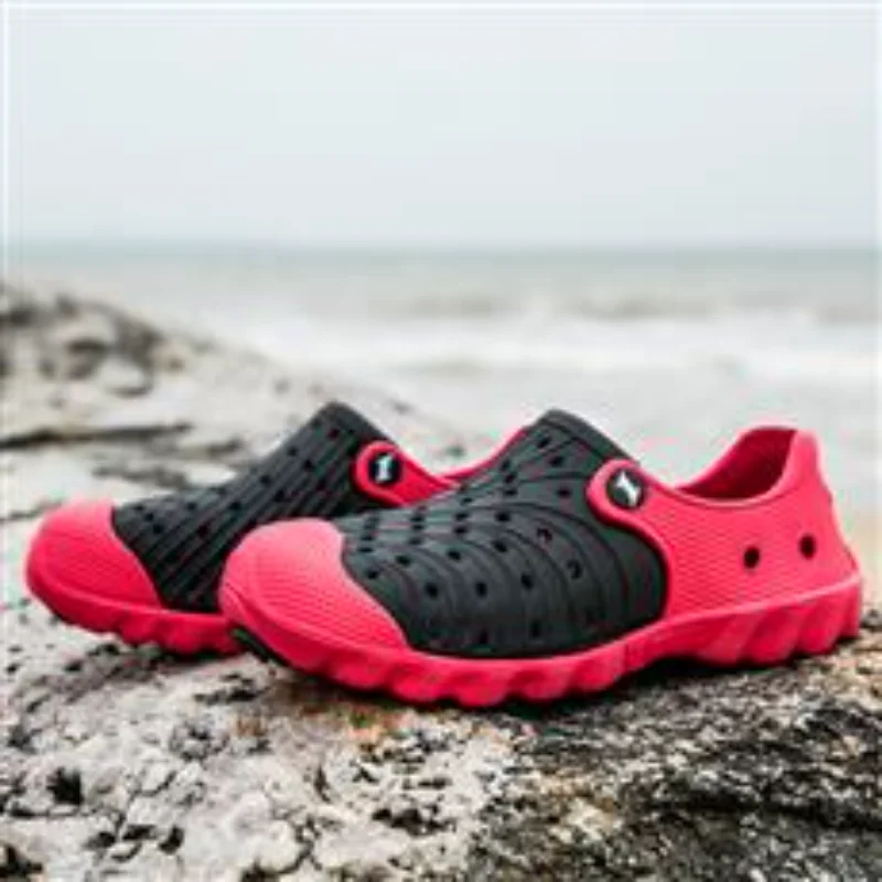 Men Summer Outdoor Beach Slippers Wearing Sandals Outside Sandals Beach Hole Shoes Garden Shoes Couple Muller Shoes for Male
Men Summer Outdoor Beach Slippers Wearing Sandals Outside Sandals Beach Hole Shoes Garden Shoes Couple Muller Shoes for Male
