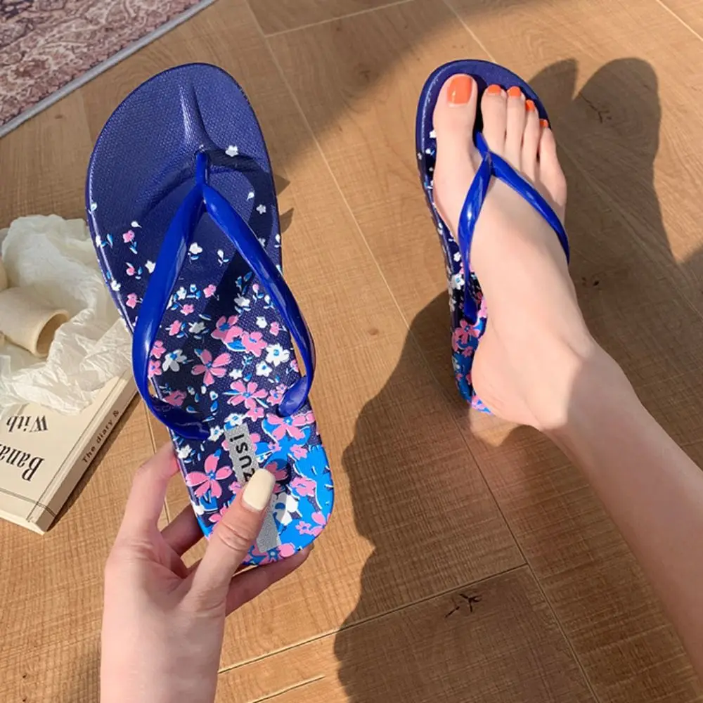 Cute PVC Flower Flip Flops Anti Slip Soft Sole Beach Slippers for Women Beachwear Sweet Slides Sandals Beach
Cute PVC Flower Flip Flops Anti Slip Soft Sole Beach Slippers for Women Beachwear Sweet Slides Sandals Beach