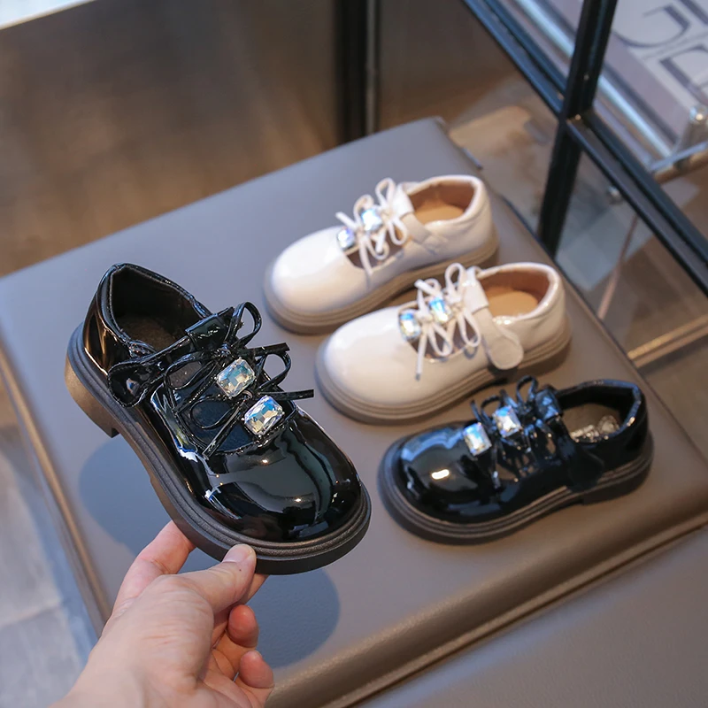 children Shoes 2025 New British Kids Leather Shoes Fashion Girl Shoe Baby Shoe Casual Allmatch Kid school Shoes Zapatos Niña
children Shoes 2025 New British Kids Leather Shoes Fashion Girl Shoe Baby Shoe Casual Allmatch Kid school Shoes Zapatos Niña