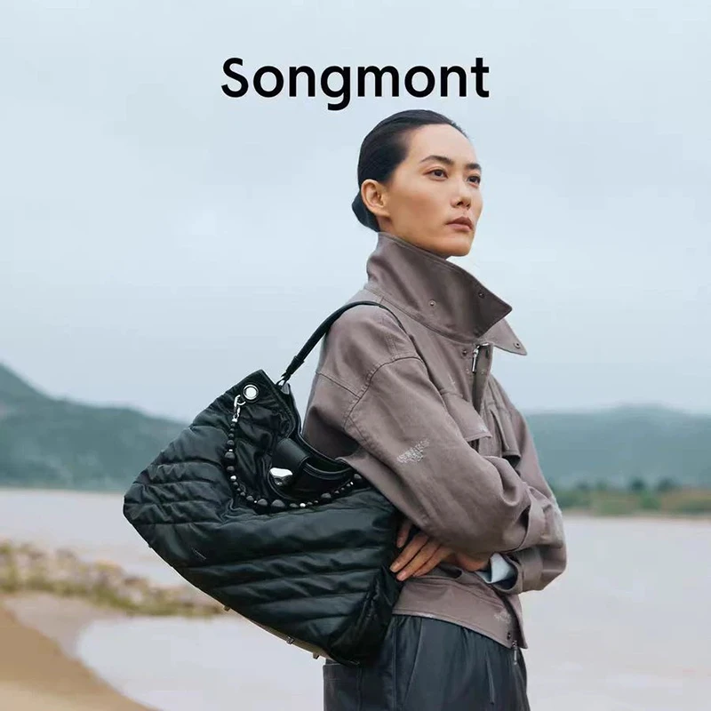 Tote bag fashionable new style large capacity commuting cowhide single shoulder crossbody chain soft bag
Tote bag fashionable new style large capacity commuting cowhide single shoulder crossbody chain soft bag