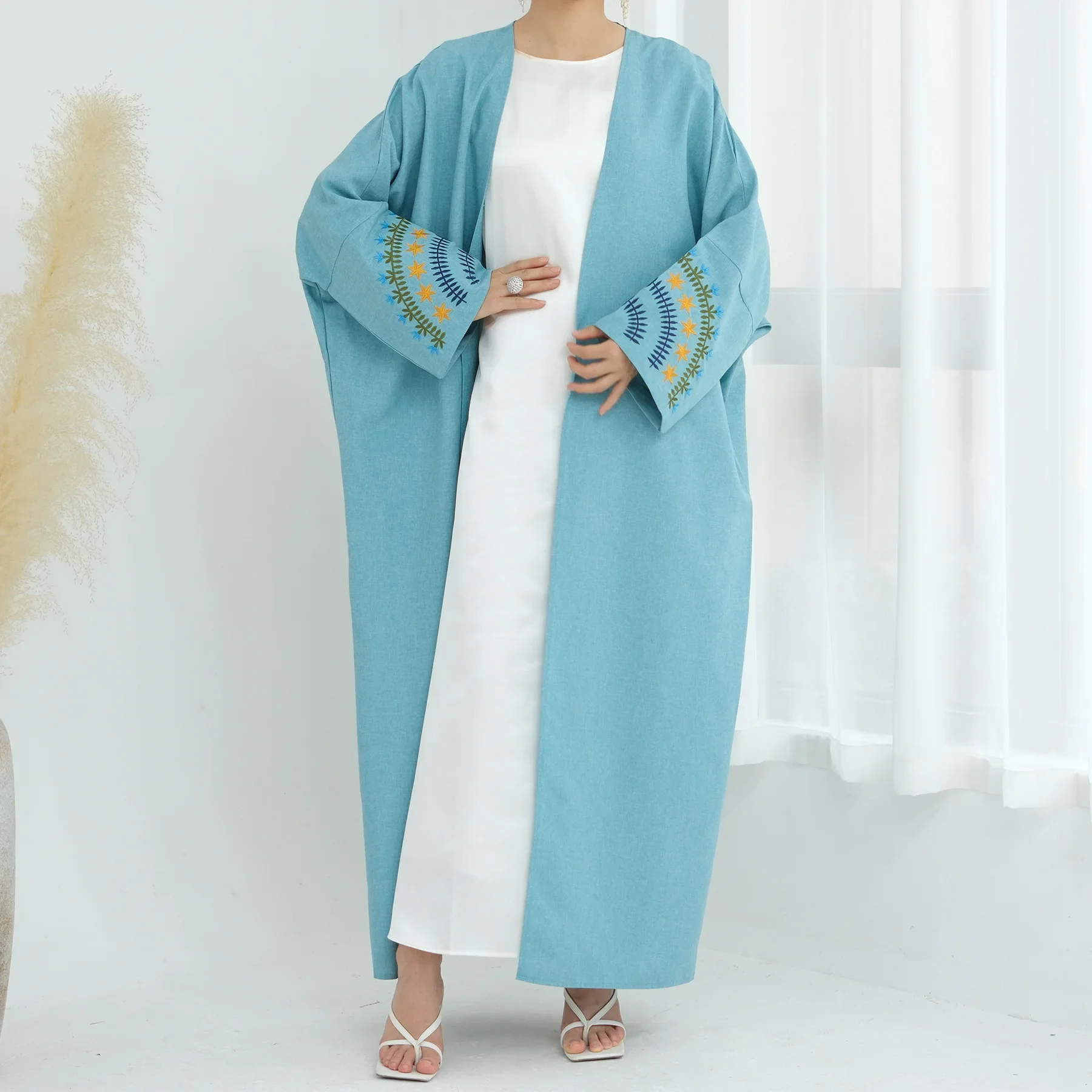 Eid Ramadan Muslim Embroidery Open Kimono Abaya for Women Abayas Cardigan Jalabiya Party Dresses Dubai Kaftan Vestidos Long Robe
Eid Ramadan Muslim Embroidery Open Kimono Abaya for Women Abayas Cardigan Jalabiya Party Dresses Dubai Kaftan Vestidos Long Robe
