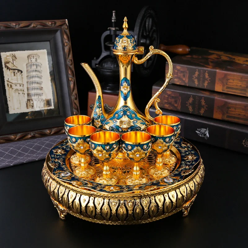 European-style light luxury wine set, palace-style home tabletop decoration, vintage zinc alloy exquisite wine glass and flask s
European-style light luxury wine set, palace-style home tabletop decoration, vintage zinc alloy exquisite wine glass and flask s