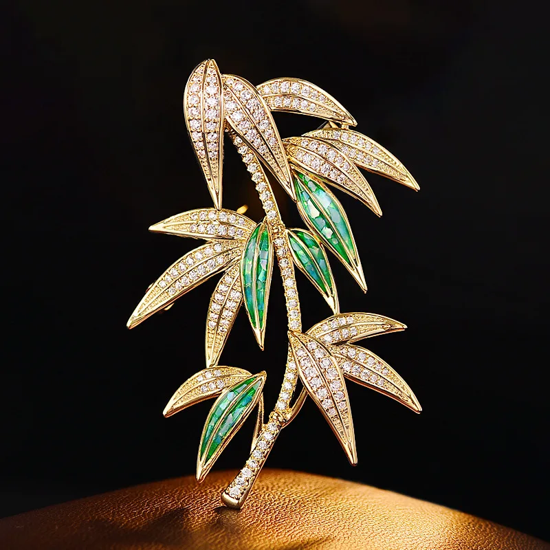 Chinese Style Green Bamboo Leaf Brooch Intangible Cultural Heritage Elegant Temperament Broche Gentleman Bamboo Female Corsage
Chinese Style Green Bamboo Leaf Brooch Intangible Cultural Heritage Elegant Temperament Broche Gentleman Bamboo Female Corsage