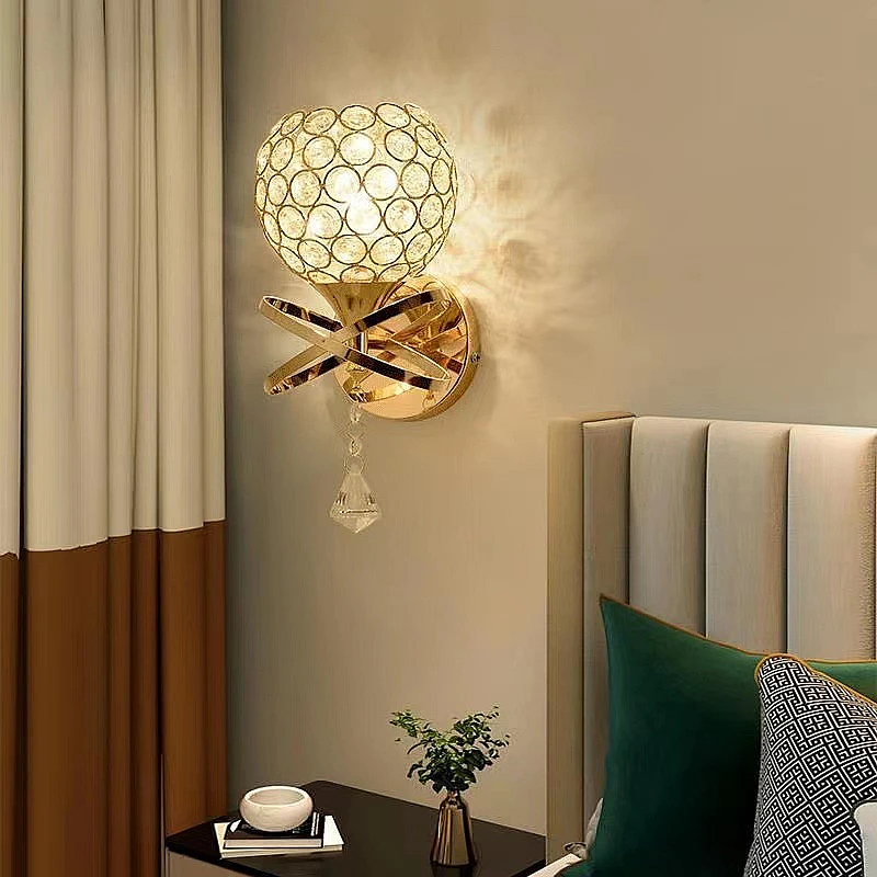 Modern Metal Luxury Wall Lamp Nordic Creative Crystal Wall Light TV Background Wall Aisle Bedroom Decor Minimalist Wall Lamp
Modern Metal Luxury Wall Lamp Nordic Creative Crystal Wall Light TV Background Wall Aisle Bedroom Decor Minimalist Wall Lamp
