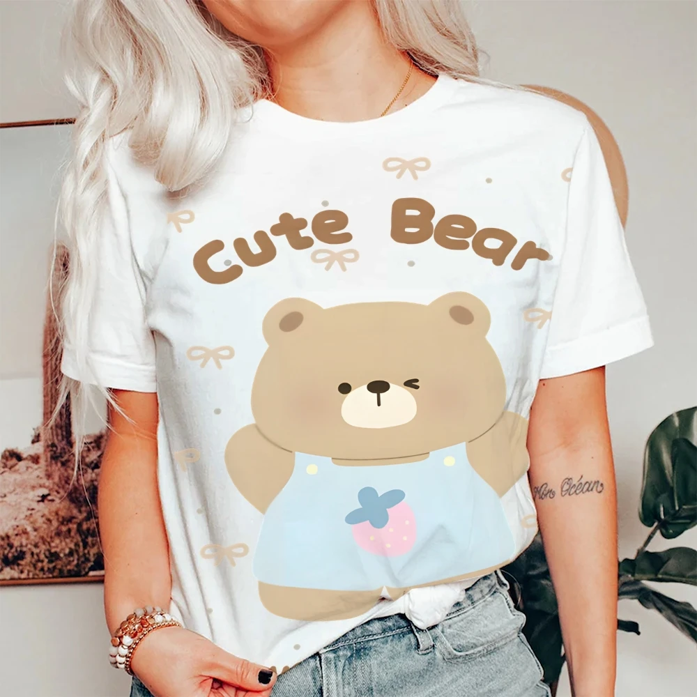 Модная женская футболка с рисунком 2025 года, винтажная повседневная хлопковая женская базовая футболка большого размера с круглым вырезом, милый узор с медвежонком 
Модная женская футболка с рисунком 2025 года, винтажная повседневная хлопковая женская базовая футболка большого размера с круглым вырезом, милый узор с медвежонком