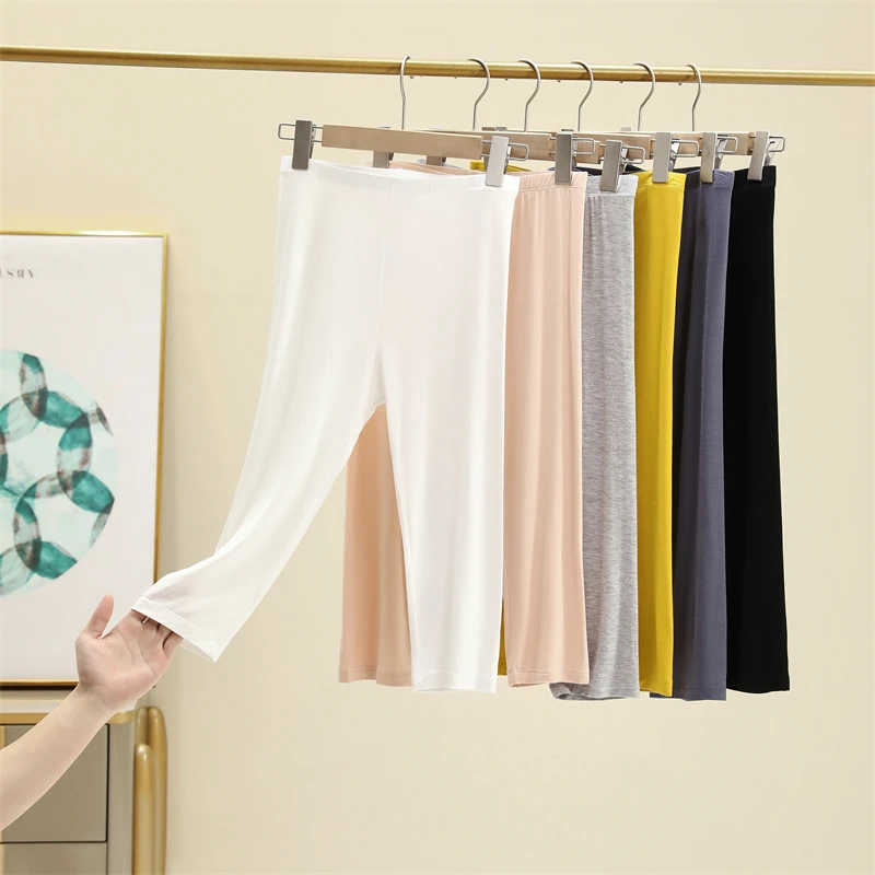 Женские летние тонкие брюки-карандаш с высокой талией из модала, укороченные, облегающие, больших размеров, для улицы, не просвечивающие, с эффектом похудения
Женские летние тонкие брюки-карандаш с высокой талией из модала, укороченные, облегающие, больших размеров, для улицы, не просвечивающие, с эффектом похудения