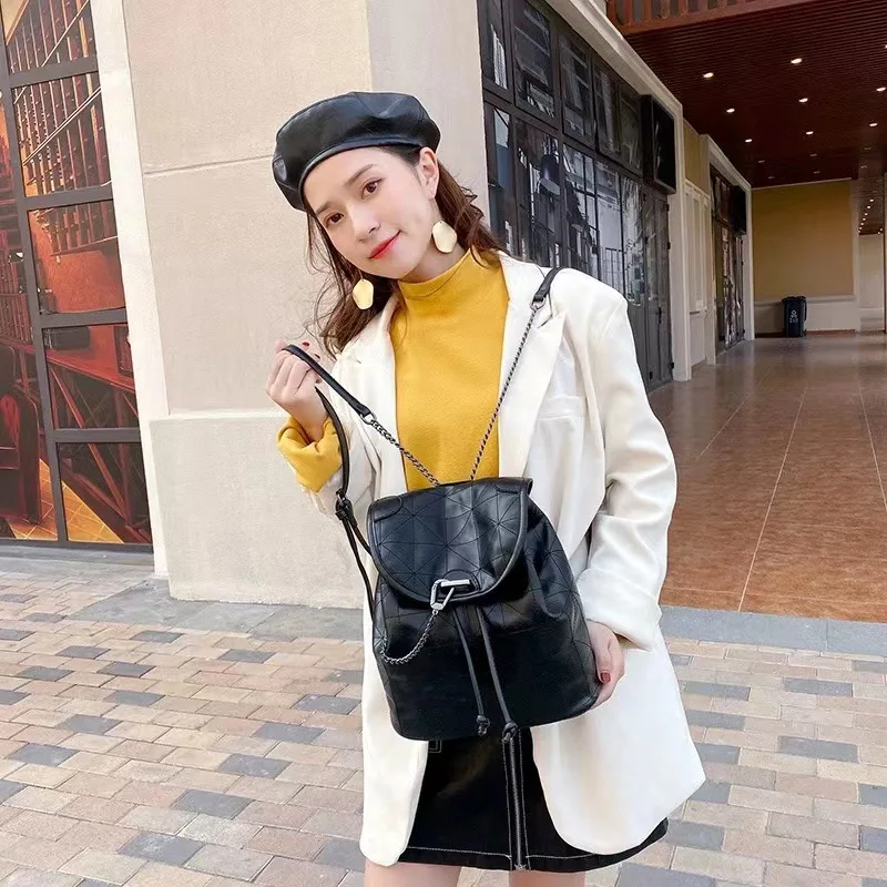 2024 Shoulder Bags Retro Black Backpacks New Fashion Female Advanced Sense Chain Bags Women's High Quality Waterproof Back Packs
2024 Shoulder Bags Retro Black Backpacks New Fashion Female Advanced Sense Chain Bags Women's High Quality Waterproof Back Packs
