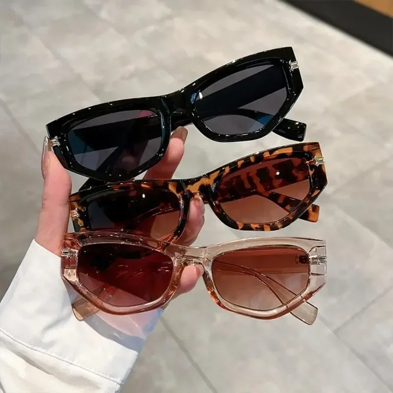 Cat Eye Vintage Sunglasses for Women Retro Cat Eye Sun Glasses Anti-UV Travel Fishing Eyewear Lentes De Sol Mujer UV400
Cat Eye Vintage Sunglasses for Women Retro Cat Eye Sun Glasses Anti-UV Travel Fishing Eyewear Lentes De Sol Mujer UV400