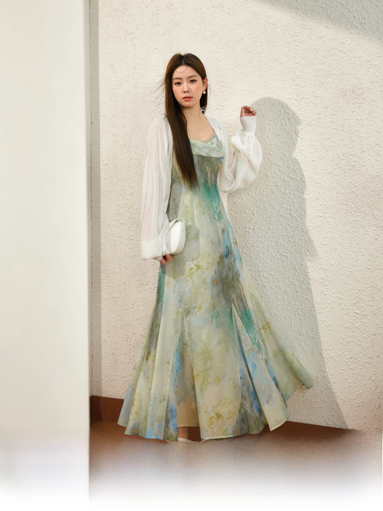 Elegant Artistic Print Short Strapless Dress Set for plus Size Women Spring Commute Style Slim Fit A-Line Skirt Long Sleeve
Elegant Artistic Print Short Strapless Dress Set for plus Size Women Spring Commute Style Slim Fit A-Line Skirt Long Sleeve