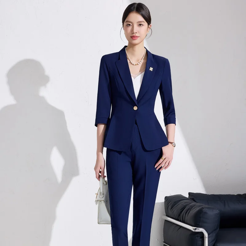 Костюм NAVIU весна-лето: тонкий блейзер с коротким рукавом и брюки для женщин, деловой стиль, стройный силуэт, офисная одежда для женщин
Костюм NAVIU весна-лето: тонкий блейзер с коротким рукавом и брюки для женщин, деловой стиль, стройный силуэт, офисная одежда для женщин