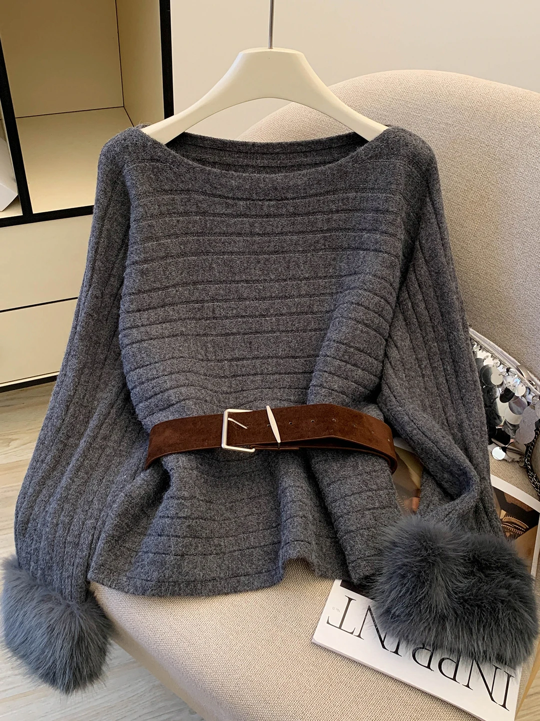 Женский свитер Ele Lazy Sle на одно плечо, больших размеров, утягивающий, вязаный, осенне-зимний, свободного кроя, удобный, с длинным рукавом
Женский свитер Ele Lazy Sle на одно плечо, больших размеров, утягивающий, вязаный, осенне-зимний, свободного кроя, удобный, с длинным рукавом