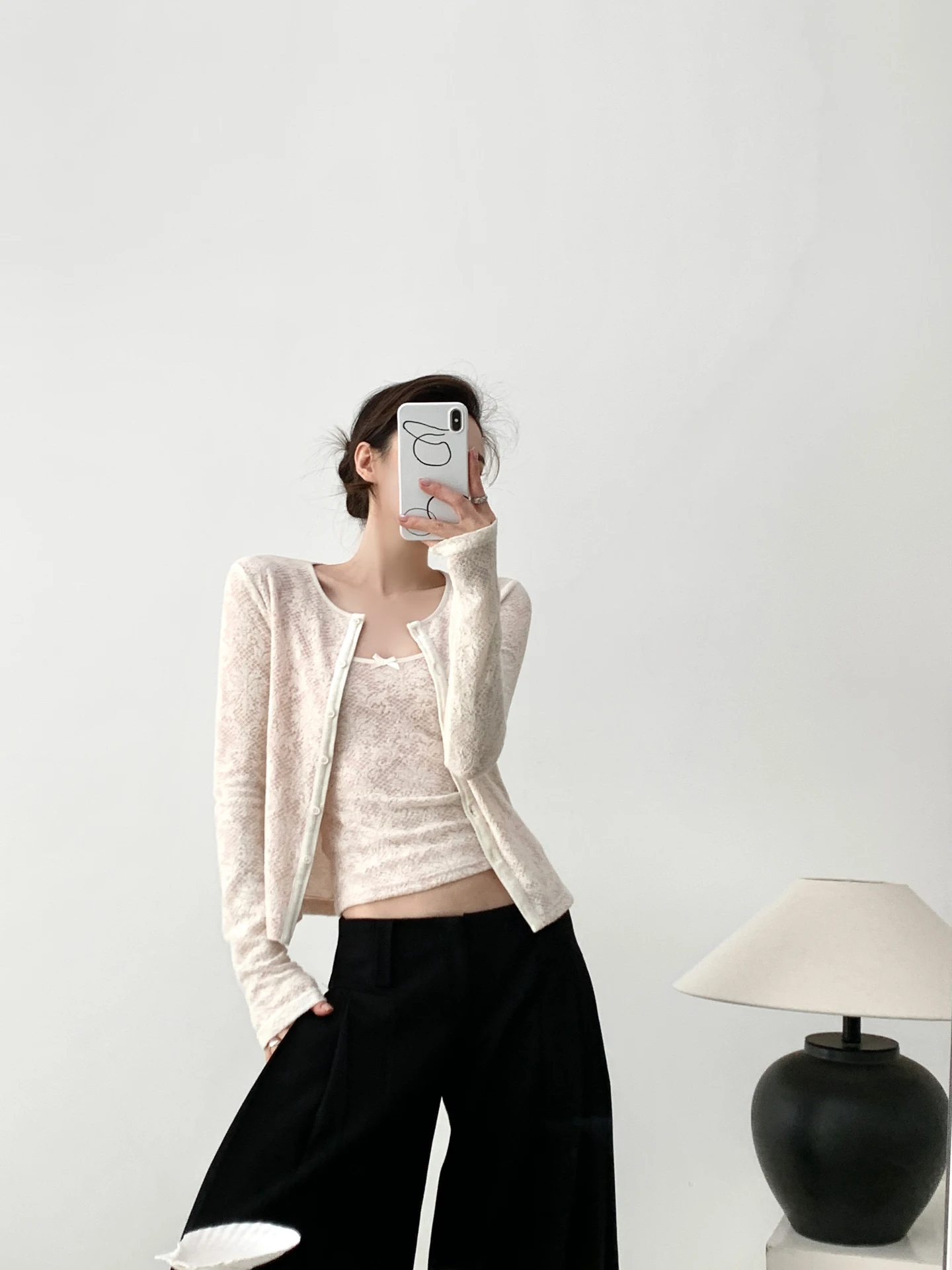 Korean Style Long Sleeve Lace Knot Cardigan Two-Piece Set Women's Spring Top Breathable Comfortable Nylon Fabric
Korean Style Long Sleeve Lace Knot Cardigan Two-Piece Set Women's Spring Top Breathable Comfortable Nylon Fabric