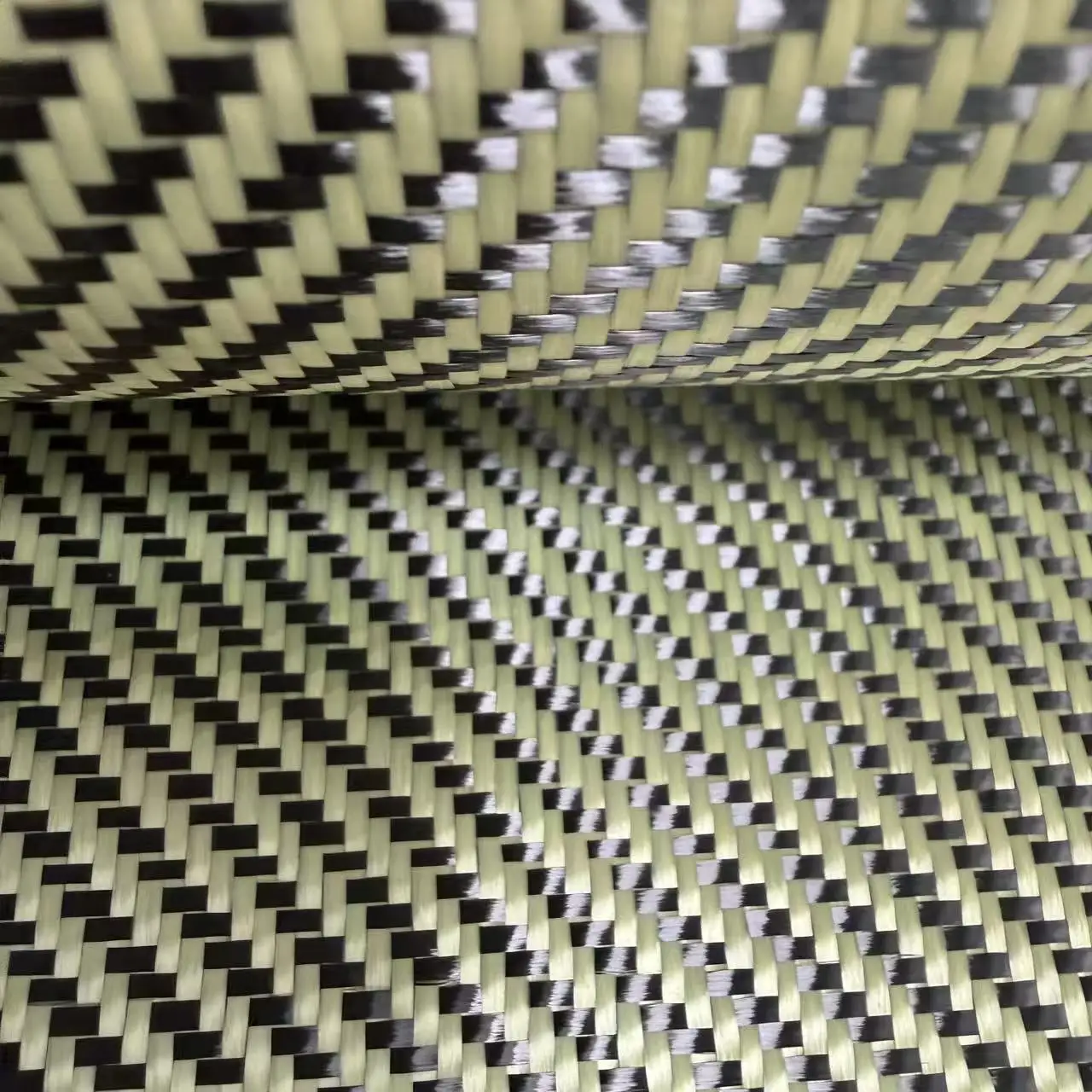 3K 200g Carbon fiber mixed Fabric 2x2 Twill Carbon Kevlar cloth Aramid fiber
3K 200g Carbon fiber mixed Fabric 2x2 Twill Carbon Kevlar cloth Aramid fiber