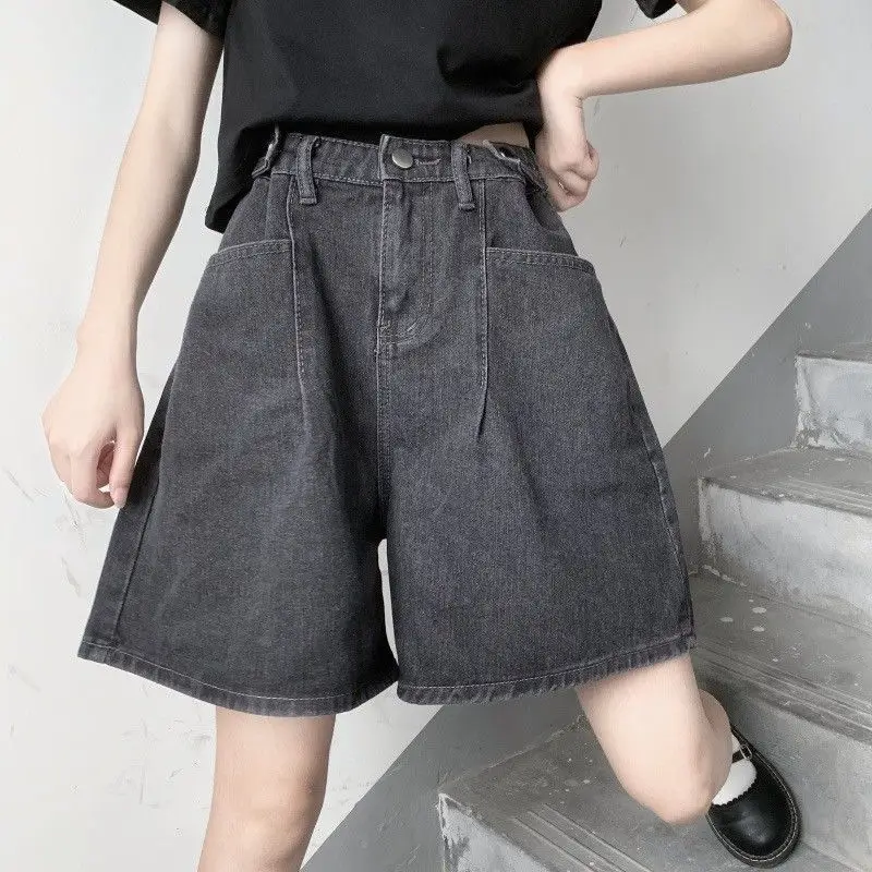 Summer Korean Ins Retro High Waist Straight Denim Shorts Women's Loose A-line Wide Leg Hot Pants Trend
Summer Korean Ins Retro High Waist Straight Denim Shorts Women's Loose A-line Wide Leg Hot Pants Trend
