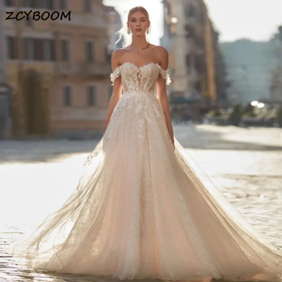 Customized Gorgeous A-Line Strapless Wedding Dresses 2025 Floor Length Sweetheart Off The Shoulder Lace Appliques Backless Brid
Customized Gorgeous A-Line Strapless Wedding Dresses 2025 Floor Length Sweetheart Off The Shoulder Lace Appliques Backless Brid