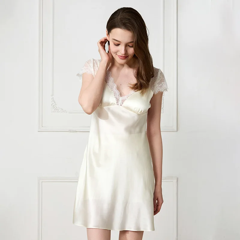 19MM Sexy 100% Mulberry Silk Nightdress Women Lace Trim V-Neck Short Sleeve Backless Mini Slip Dress Elegant Homewear Sleepwear
19MM Sexy 100% Mulberry Silk Nightdress Women Lace Trim V-Neck Short Sleeve Backless Mini Slip Dress Elegant Homewear Sleepwear