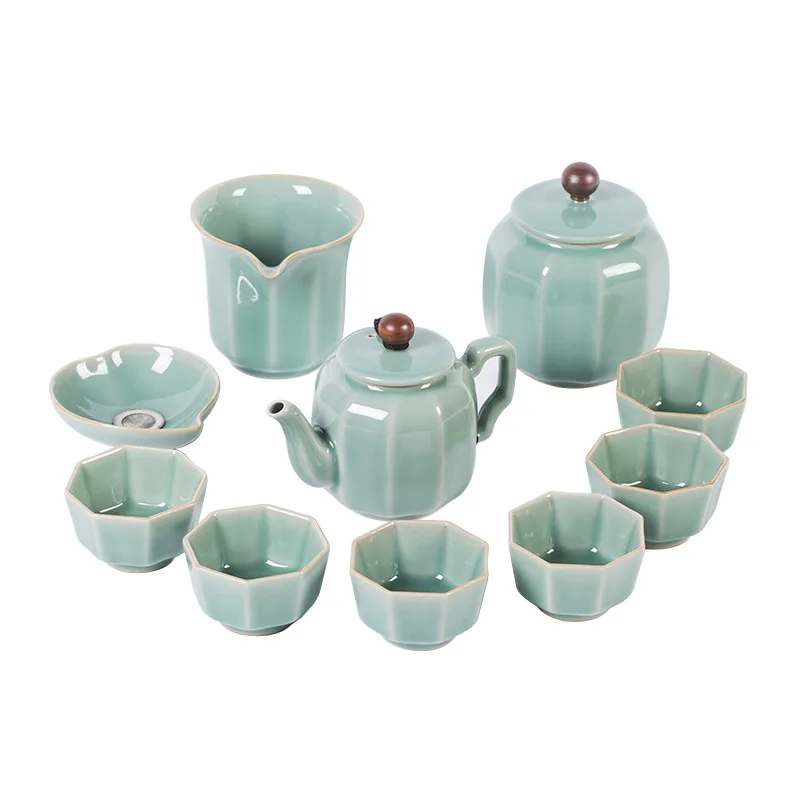 Longquan celadon creative kung fu set, ceramic handmade azure glaze tea set complete gift box
Longquan celadon creative kung fu set, ceramic handmade azure glaze tea set complete gift box