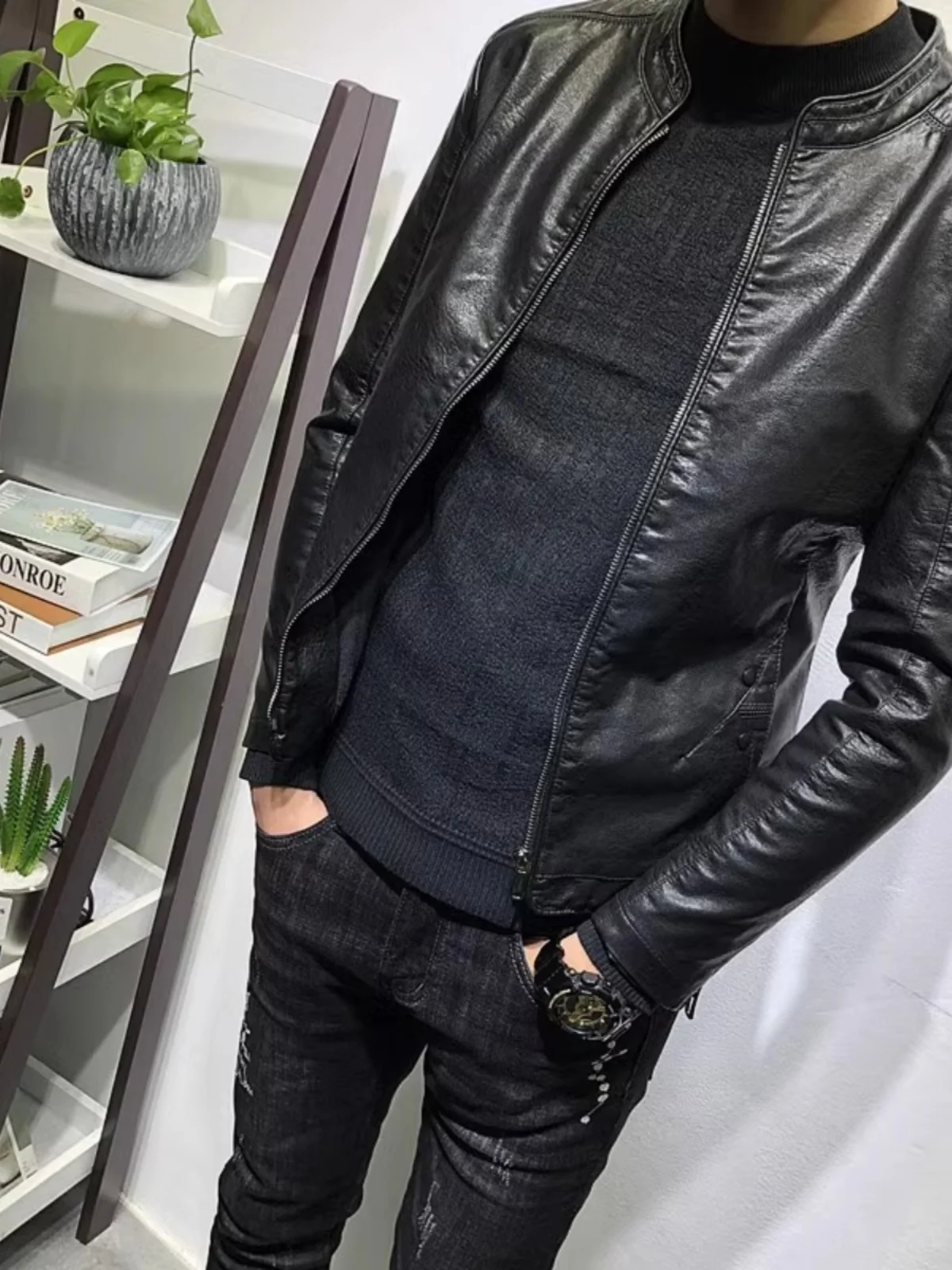 Faionable Slim Fit Pure Color PU Leather Jaet Motorcycle Sle Stand Collar Youthful Spring Autumn Seasonal Casual Coat
Faionable Slim Fit Pure Color PU Leather Jaet Motorcycle Sle Stand Collar Youthful Spring Autumn Seasonal Casual Coat