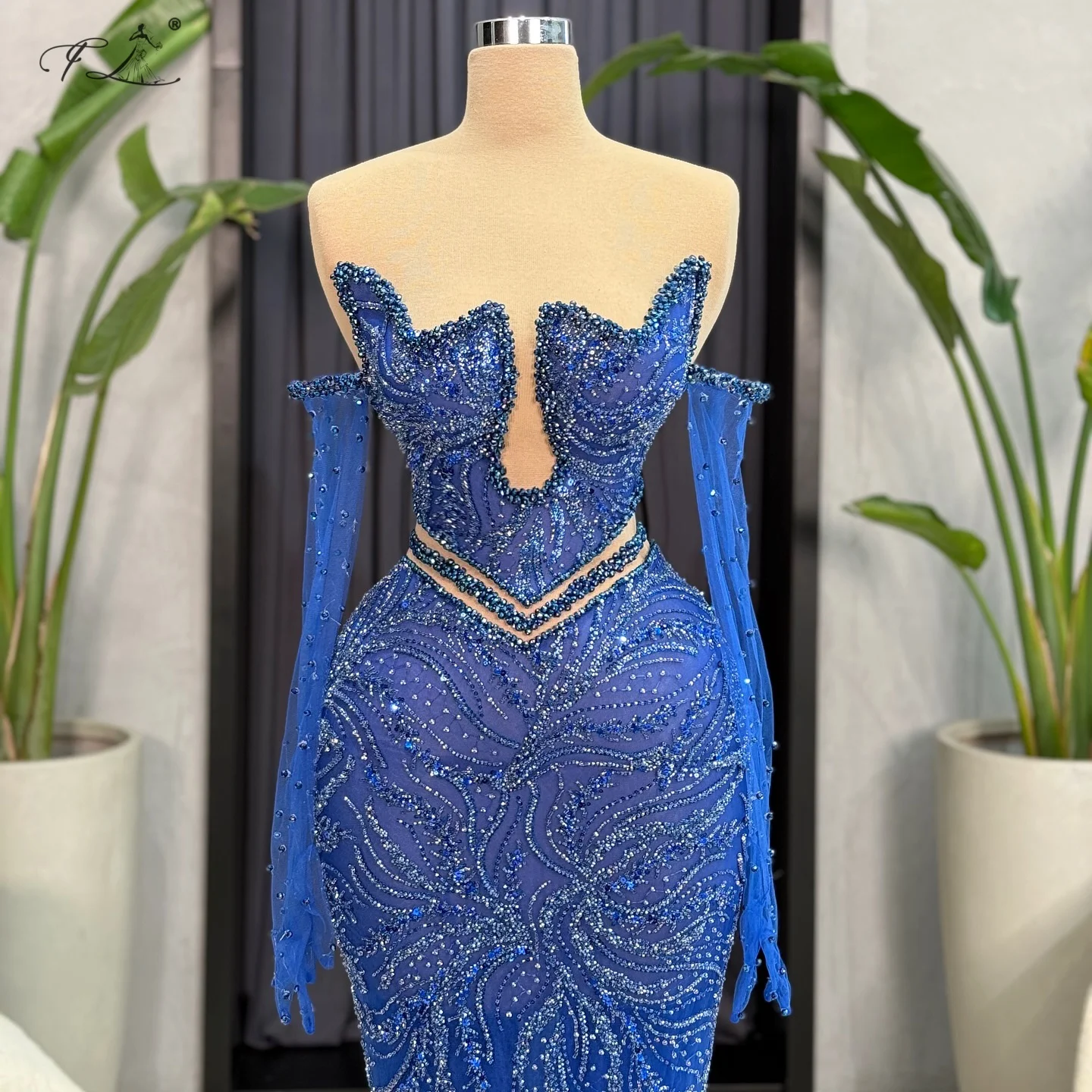 Beaded embroidered evening dress three-quarter sleeve mermaid dress sexy tulle dress blue ball gown party dress customizable
Beaded embroidered evening dress three-quarter sleeve mermaid dress sexy tulle dress blue ball gown party dress customizable