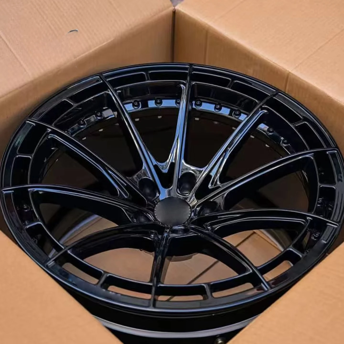 Hot-selling 2-Piece Forged Racing Car Wheels 5x114.3 5x120 5x112 4x100 5x114.3 Deep Concave Alloy Custom Forged Wheels for BMW
Hot-selling 2-Piece Forged Racing Car Wheels 5x114.3 5x120 5x112 4x100 5x114.3 Deep Concave Alloy Custom Forged Wheels for BMW