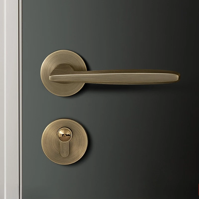 Antique Bronze Chinese Style Magnetic Silent Door Lock for Wooden Doors Split Type Indoor Bedroom Key Lock with Accessories
Antique Bronze Chinese Style Magnetic Silent Door Lock for Wooden Doors Split Type Indoor Bedroom Key Lock with Accessories