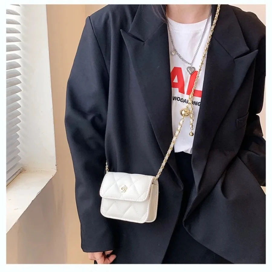 New Hundreds of Fashion Hundreds of Small Square Bag Diamond Chain Bag Trend Senior Solid Color Mini Crossbody Women's Bags
New Hundreds of Fashion Hundreds of Small Square Bag Diamond Chain Bag Trend Senior Solid Color Mini Crossbody Women's Bags