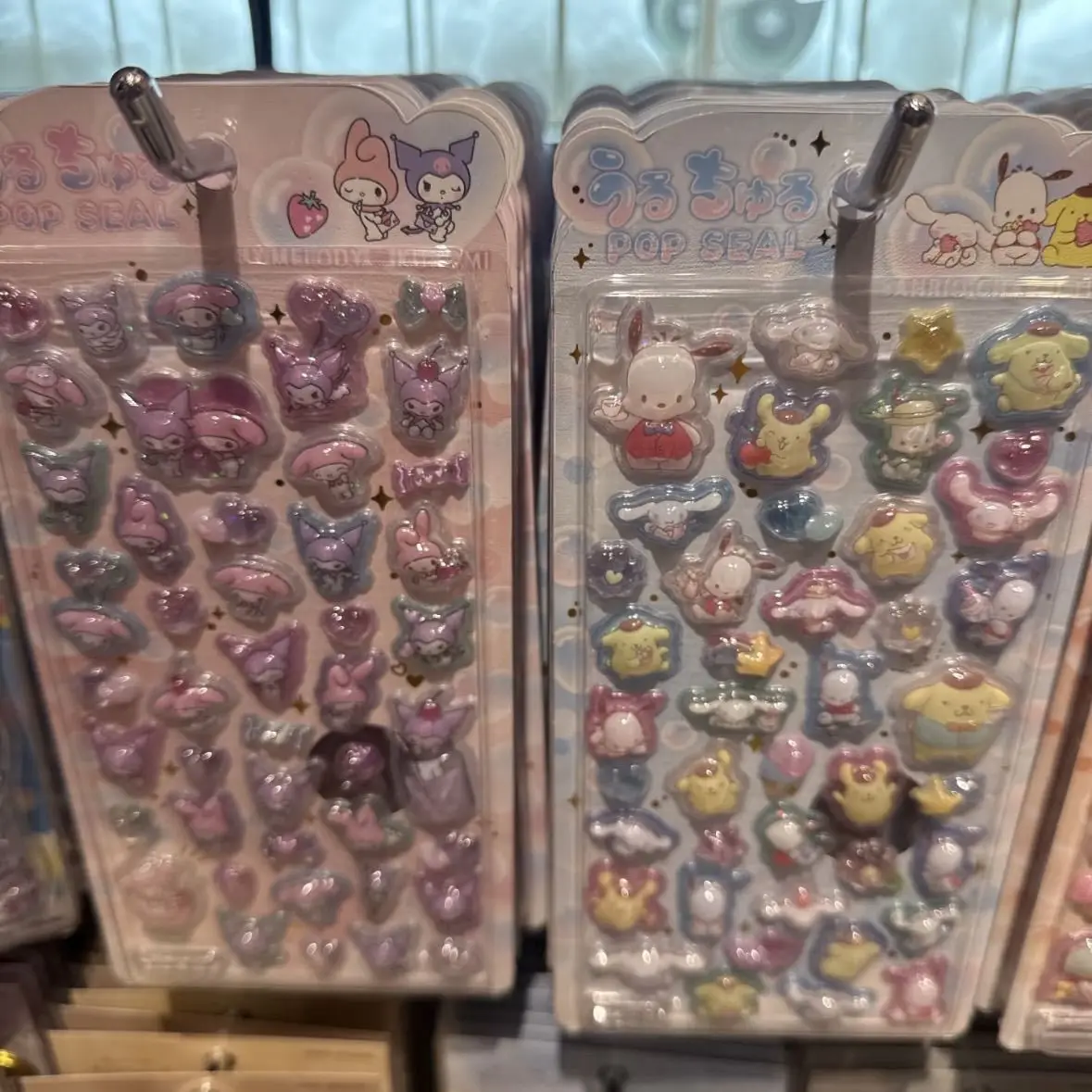 3D-наклейки с блестками и лазерным эффектом Cinnamoroll, Kuromi, My Melody, Pochacco – подарки для самостоятельного украшения телефона, ноутбука, ежедневника
3D-наклейки с блестками и лазерным эффектом Cinnamoroll, Kuromi, My Melody, Pochacco – подарки для самостоятельного украшения телефона, ноутбука, ежедневника