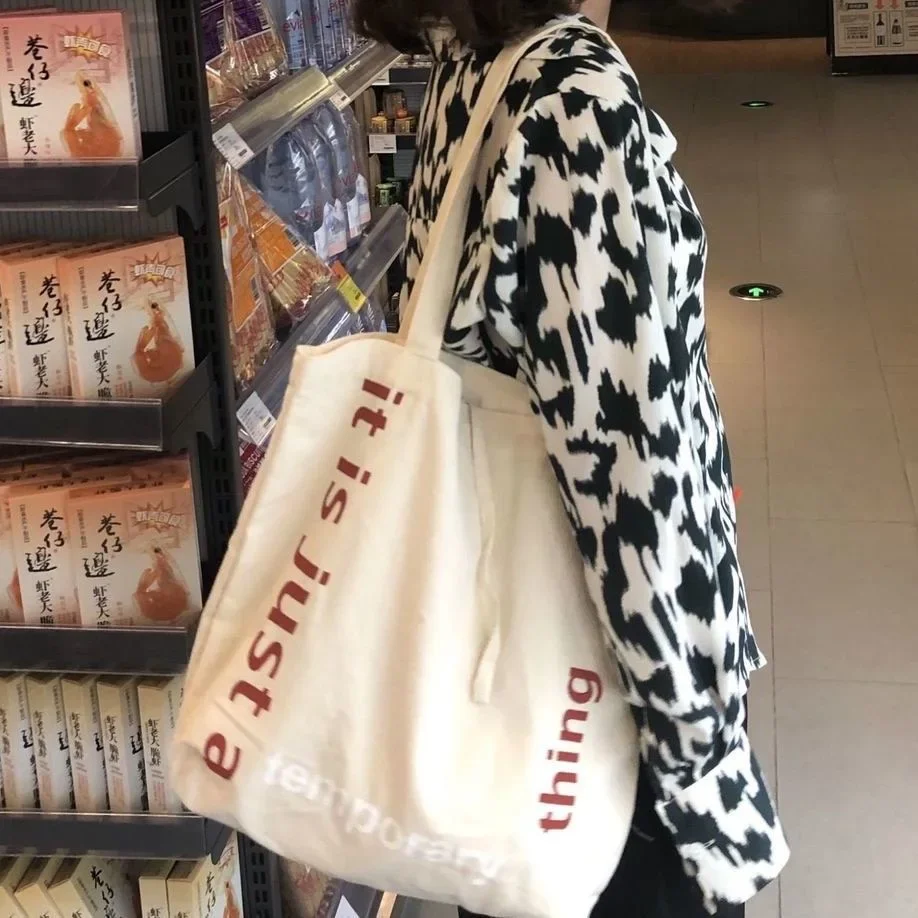 Women Canvas Shoulder Bag Ladies Casual Handbag Tote Bag Korean Style Large Capacity Cotton Reusable Zipper Shopping Beach Bag
Women Canvas Shoulder Bag Ladies Casual Handbag Tote Bag Korean Style Large Capacity Cotton Reusable Zipper Shopping Beach Bag