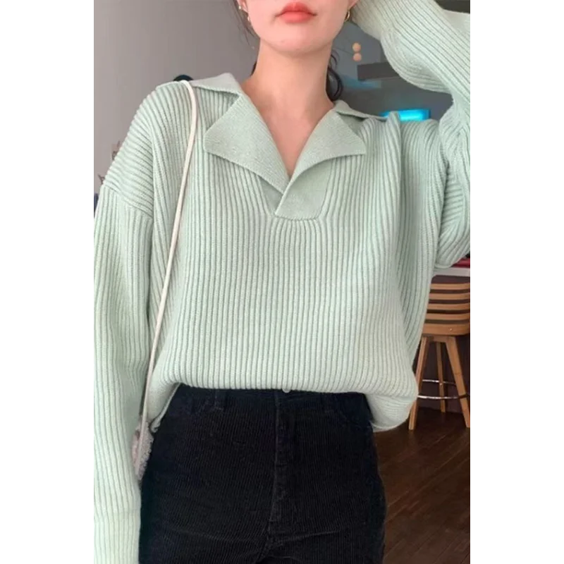 Design-sensing Knitted Women's Autumn and Winter New Style Fashionable Retro Lazy Loose Inner Polo Collar Sweater
Design-sensing Knitted Women's Autumn and Winter New Style Fashionable Retro Lazy Loose Inner Polo Collar Sweater