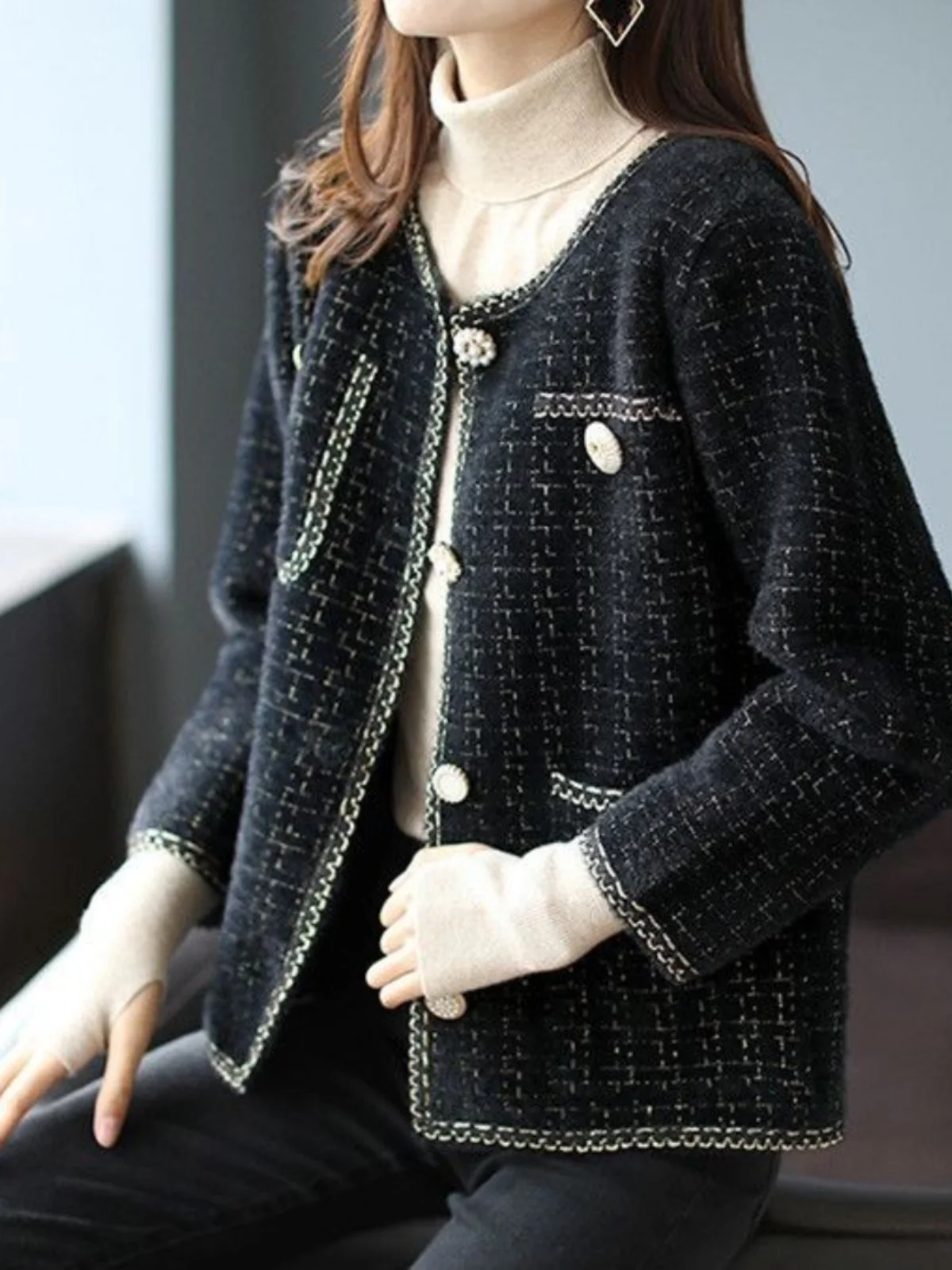 Женский твидовый жакет-бомбер: летний, дышащий, с вентиляцией, элегантный, с сетчатой вставкой, комфортный, облегающий, стильный
Женский твидовый жакет-бомбер: летний, дышащий, с вентиляцией, элегантный, с сетчатой вставкой, комфортный, облегающий, стильный