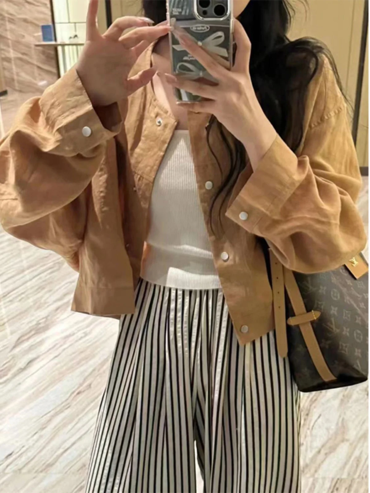 Korean Style Thin Hemp Jacket Women's Spring Autumn Short Design Sensation Small Size Single Button Sunscreen Top
Korean Style Thin Hemp Jacket Women's Spring Autumn Short Design Sensation Small Size Single Button Sunscreen Top