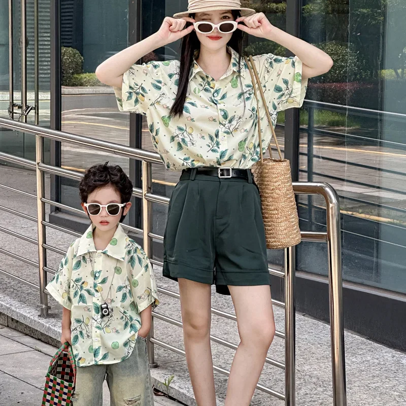 Family Matching Set Vintage Print Shirt Summer Loose Casual Short Kids Clothes Kids Parents Outfits Sleeve Top Boys Girls Cute
Family Matching Set Vintage Print Shirt Summer Loose Casual Short Kids Clothes Kids Parents Outfits Sleeve Top Boys Girls Cute
