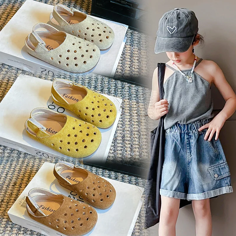 Children's Outdoor shoes 2025 summer new Korean fashion Home slippers girls Boys Matte Genuine Leather hollow toe sandals
Children's Outdoor shoes 2025 summer new Korean fashion Home slippers girls Boys Matte Genuine Leather hollow toe sandals