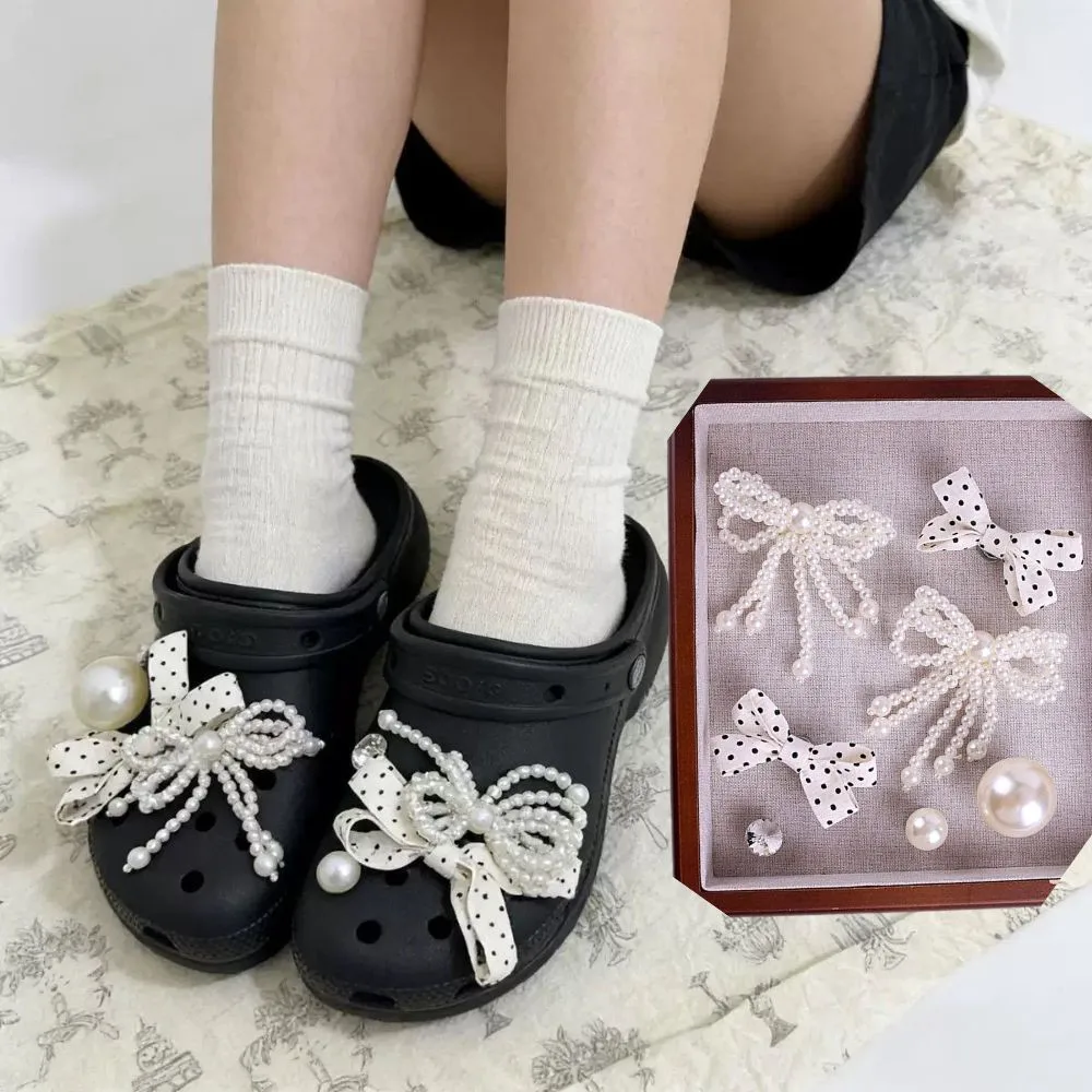 New Original Fashion Pearl Bow Shoe Charms Set Pearl Flower 3D Detachable Buckle DIY Shoe Decorations Elegant Shoes Accessories
New Original Fashion Pearl Bow Shoe Charms Set Pearl Flower 3D Detachable Buckle DIY Shoe Decorations Elegant Shoes Accessories