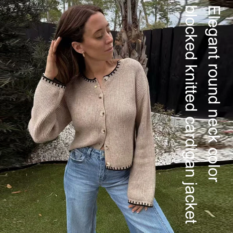 Autumn Winter Women's Cardigan Sweater New Round Neck Color Blocked Single Breasted Knitted Cardigan Sweater Jacket Versatile
Autumn Winter Women's Cardigan Sweater New Round Neck Color Blocked Single Breasted Knitted Cardigan Sweater Jacket Versatile