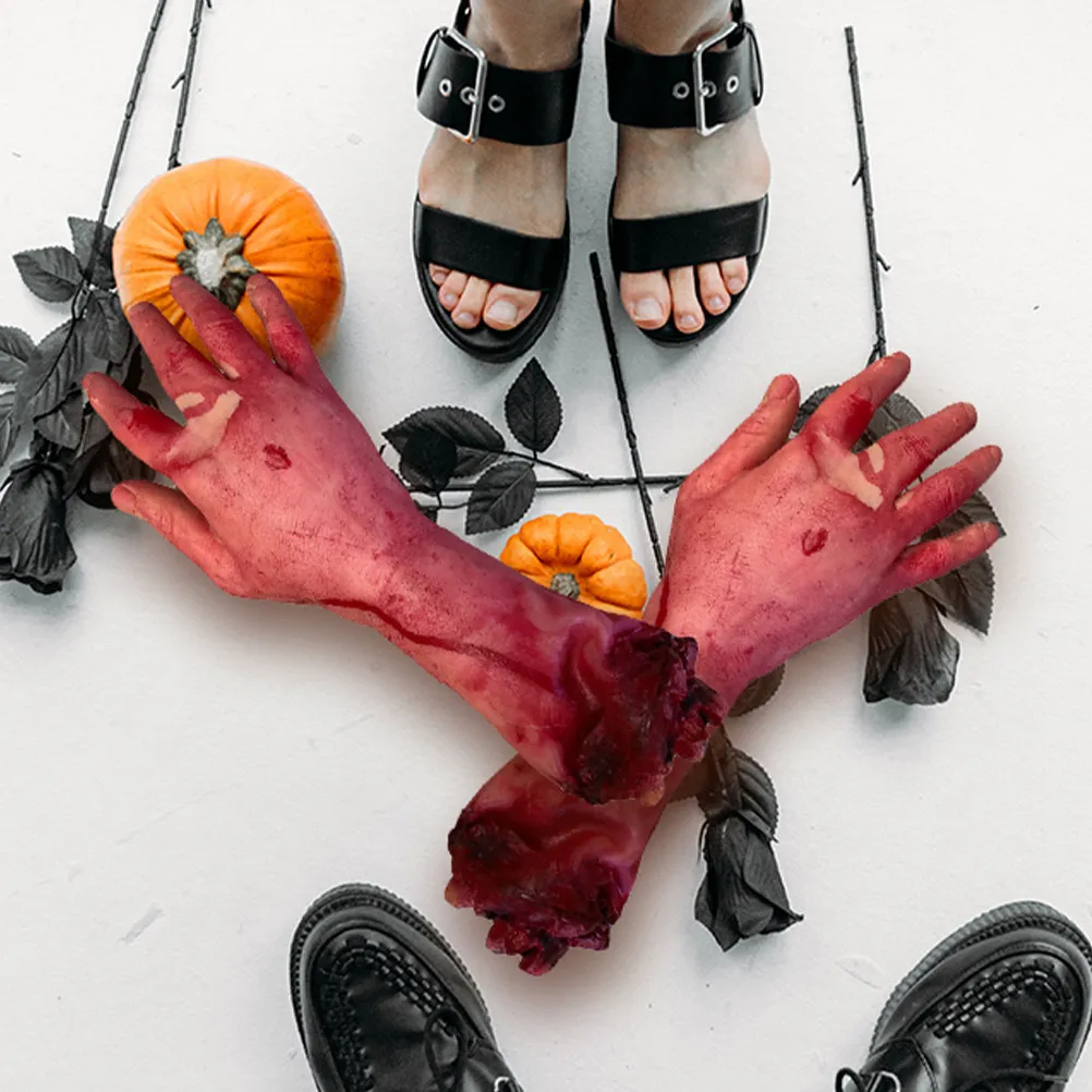 2Pcs Halloween Fake Severed Hand Prop Realistic Bloodied Broken Hand for Scary Costume Events Horror Decor Arms Halloween
2Pcs Halloween Fake Severed Hand Prop Realistic Bloodied Broken Hand for Scary Costume Events Horror Decor Arms Halloween