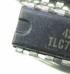 LC7226CN TLC7226 DIP-20 Digital-Analog Converter
LC7226CN TLC7226 DIP-20 Digital-Analog Converter
