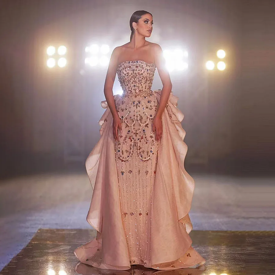 Dubai Elegant Evening Dresses Luxury Strapless Beaded Applique Sequin Prom Gowns Sweep Train Vestidos for Formal Occasion 2024
Dubai Elegant Evening Dresses Luxury Strapless Beaded Applique Sequin Prom Gowns Sweep Train Vestidos for Formal Occasion 2024
