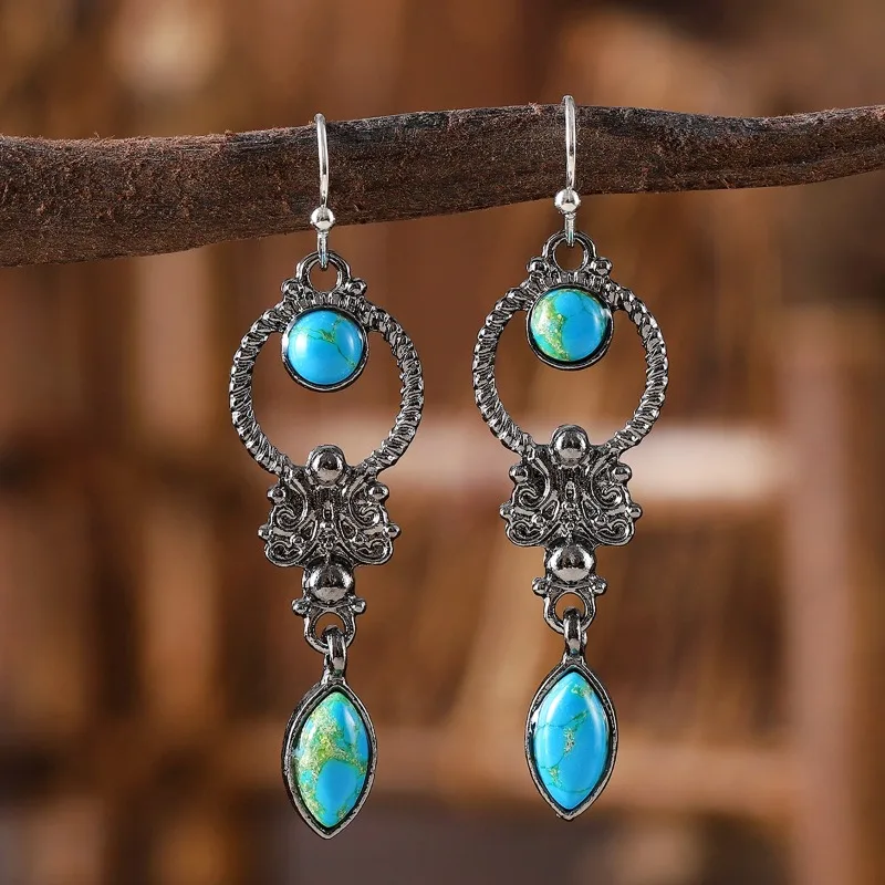 Fashionable retro turquoise geometric pendant earrings for women, exquisite and versatile, elegant ear accessories
Fashionable retro turquoise geometric pendant earrings for women, exquisite and versatile, elegant ear accessories