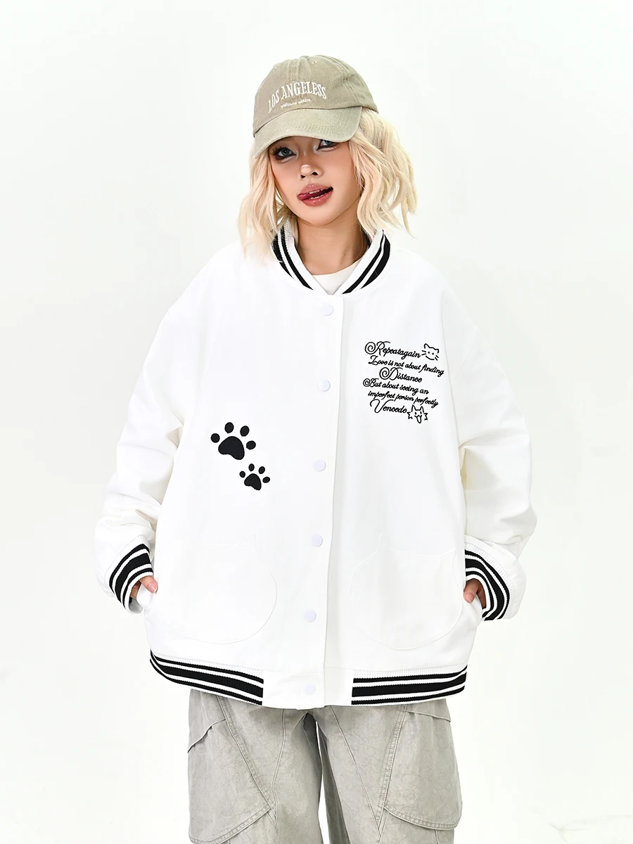 Женская бейсбольная куртка свободного кроя Street Sle, весна 2026, удобная повседневная верхняя одежда с вышитыми когтями
Женская бейсбольная куртка свободного кроя Street Sle, весна 2026, удобная повседневная верхняя одежда с вышитыми когтями